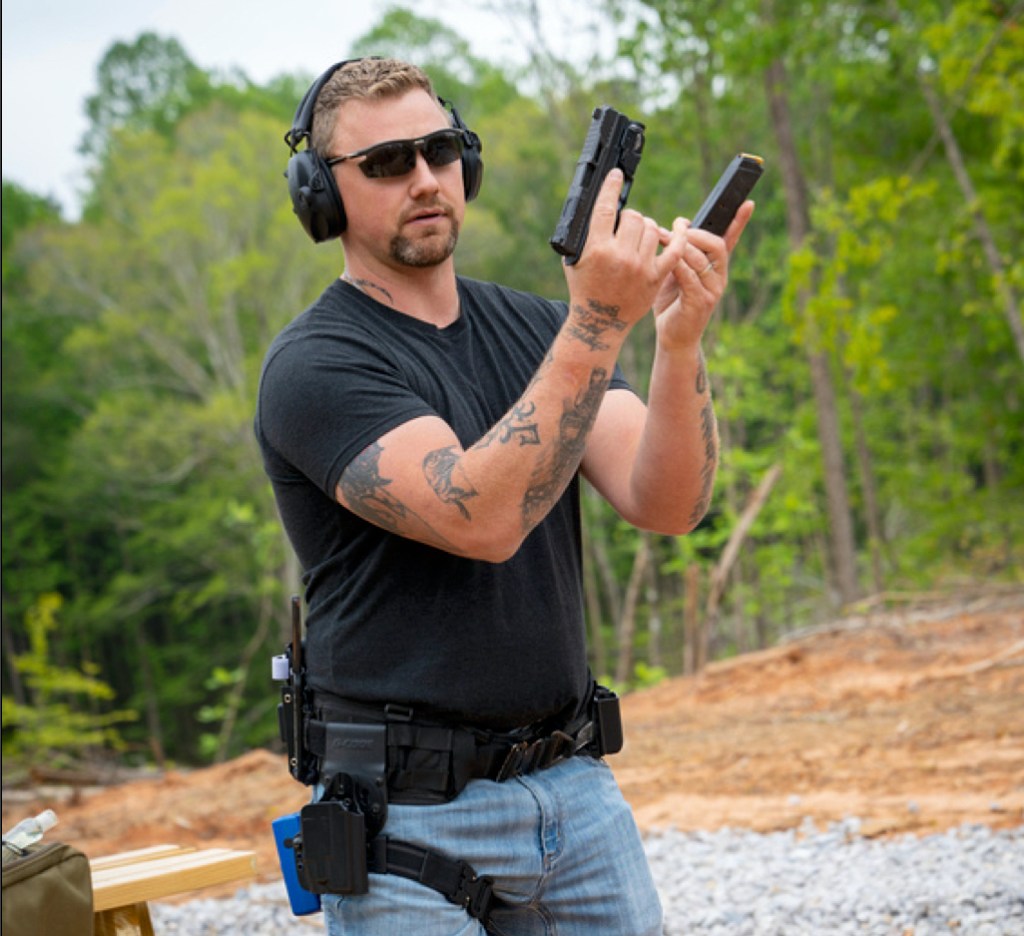 Instructor Loading Pistol 