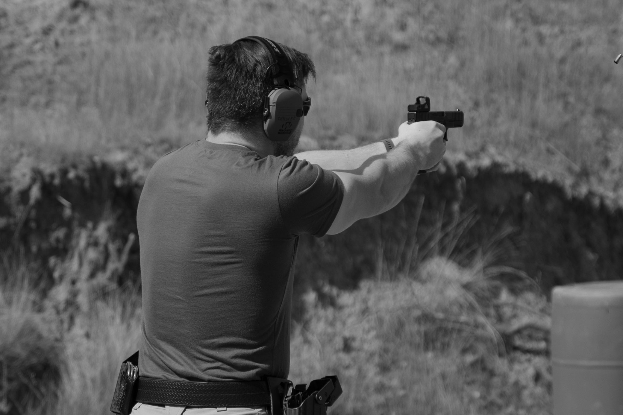 Police Offers firing at Patrol Officer Basic Pistol